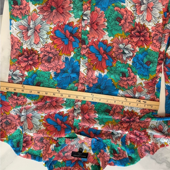 Banana Republic Floral Women's Top - Multicolor in Medium - Picture 4 of 5